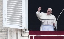 教皇被曝首次对同性恋群体表态：“上帝生你如此 教皇也会爱你如此”