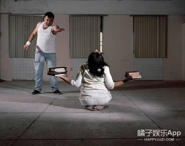 她卧底同性恋治疗室，拍到他们是这样“治疗”同性恋的