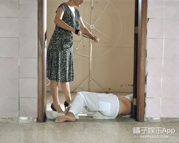 她卧底同性恋治疗室，拍到他们是这样“治疗”同性恋的