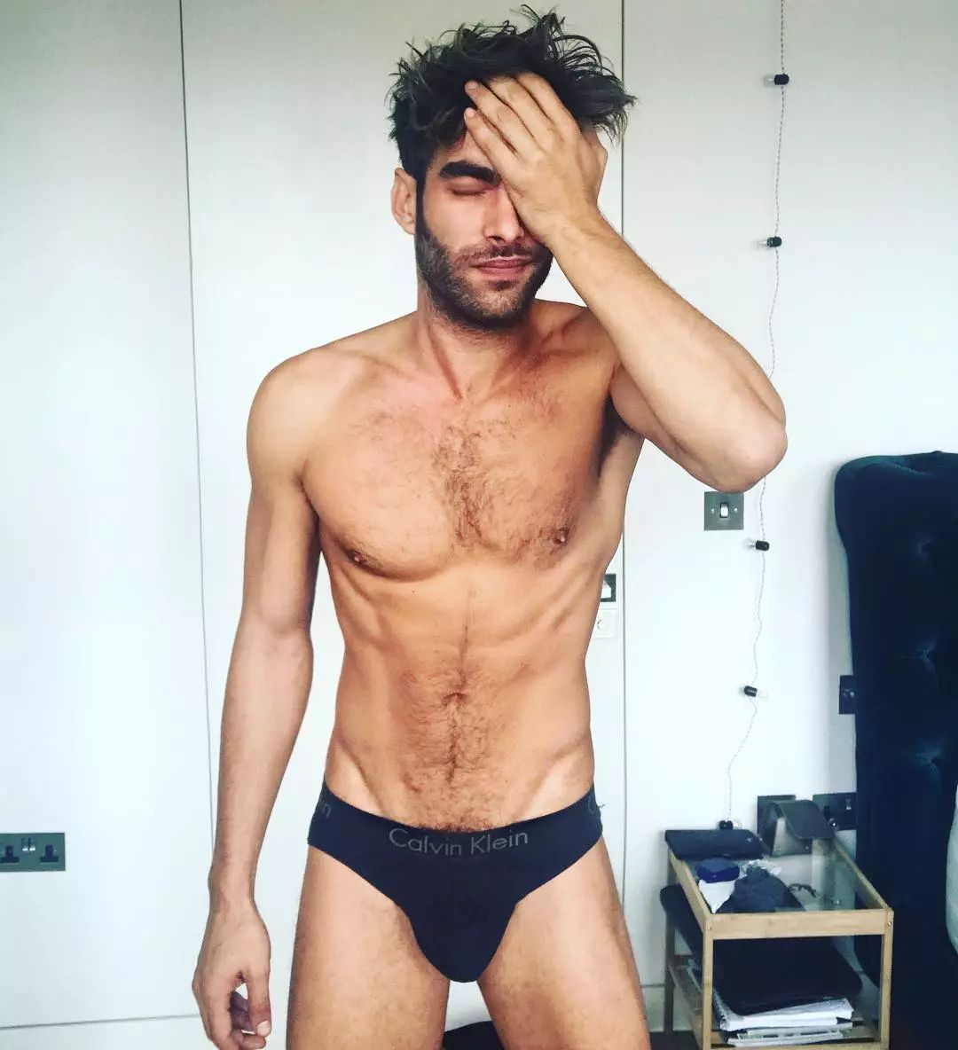 Jon Kortajarena 不仅是超模，还是Gay圈模范！