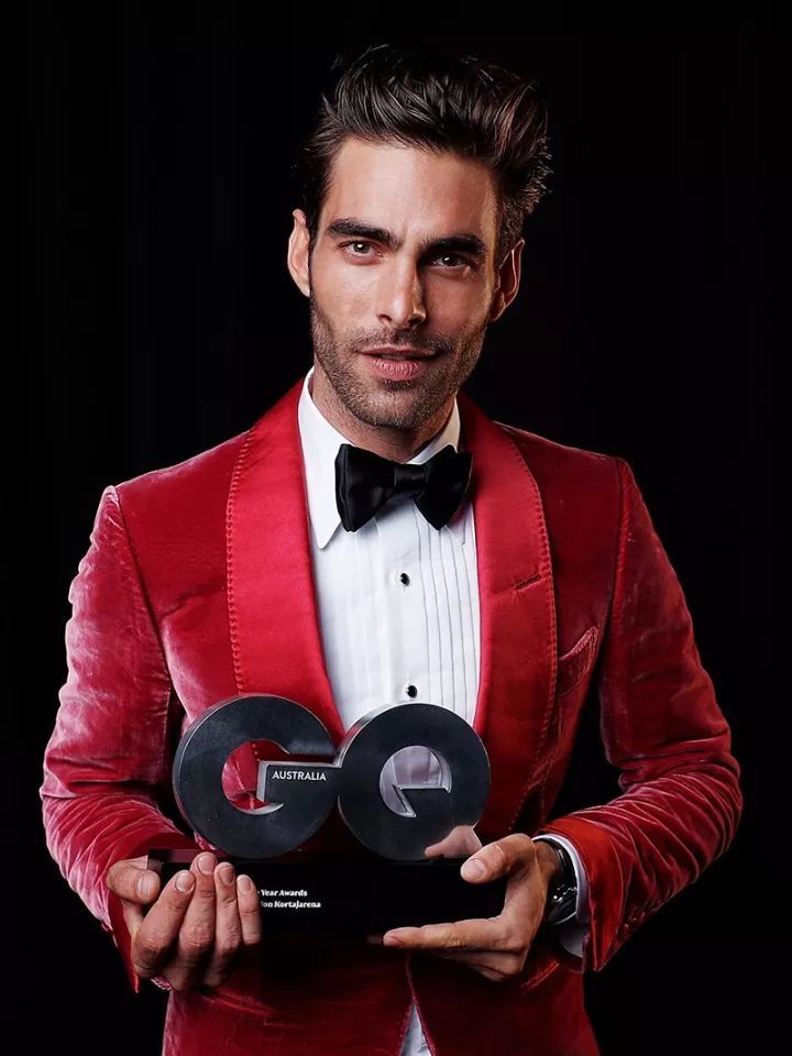 Jon Kortajarena 不仅是超模，还是Gay圈模范！