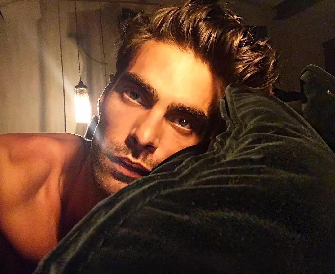 Jon Kortajarena 不仅是超模，还是Gay圈模范！