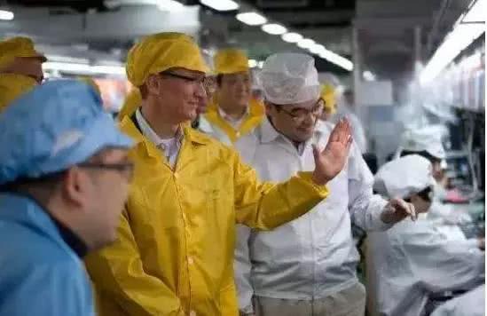 苹果CEO库克：身为同性恋者我感到很自豪！