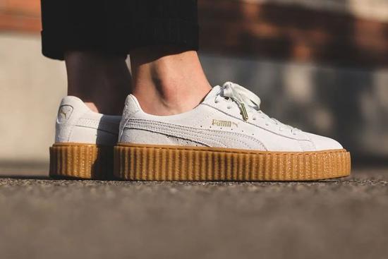 ▲ FENTY Creeper