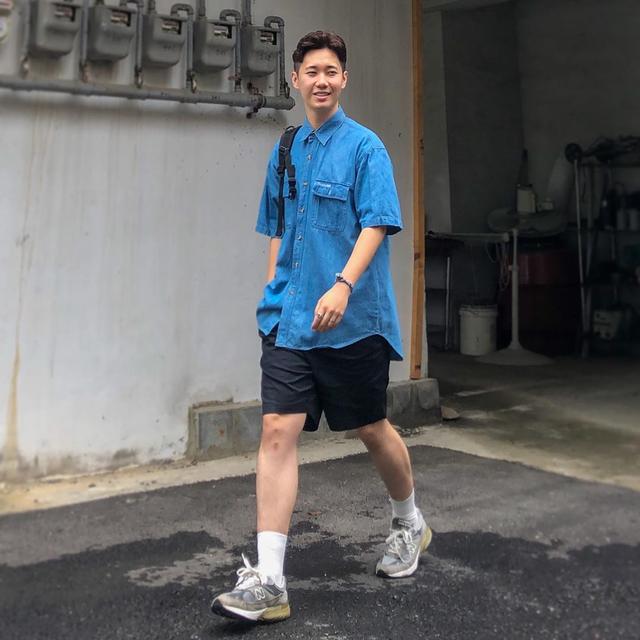 男生夏日别乱穿衣服，有这5套短裤穿搭就够了，帅气阳光颜值高