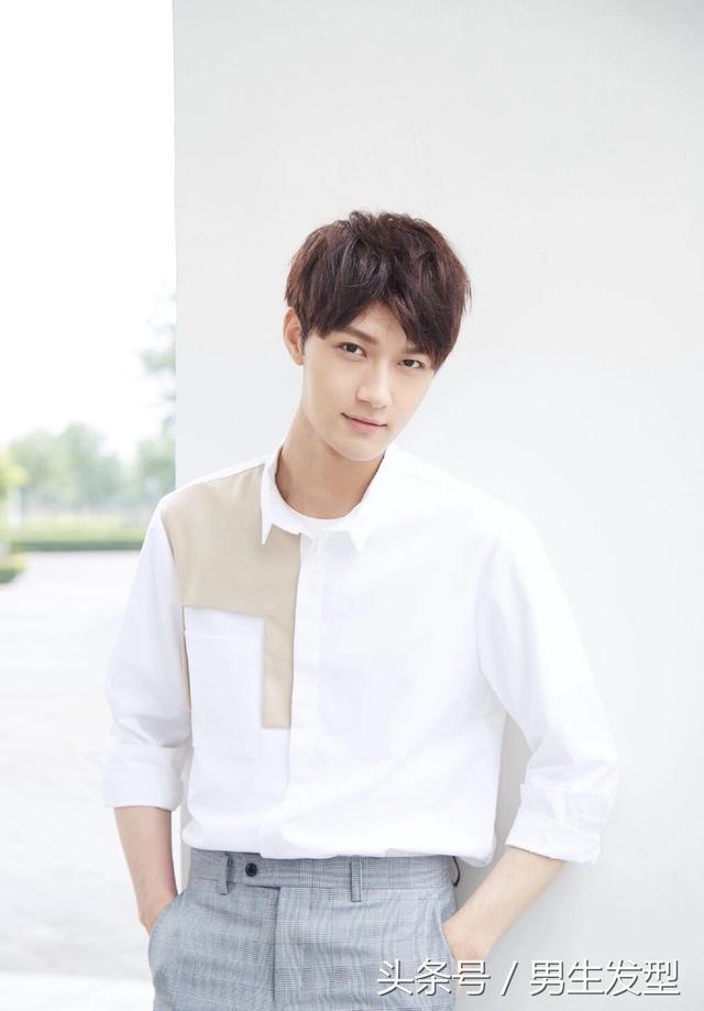 男生别乱剪发型了!18年帅气男生发型参考