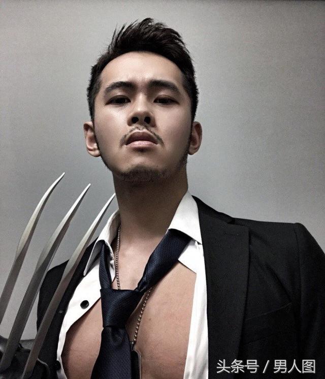 台湾轻熟型男,上演正装诱惑?