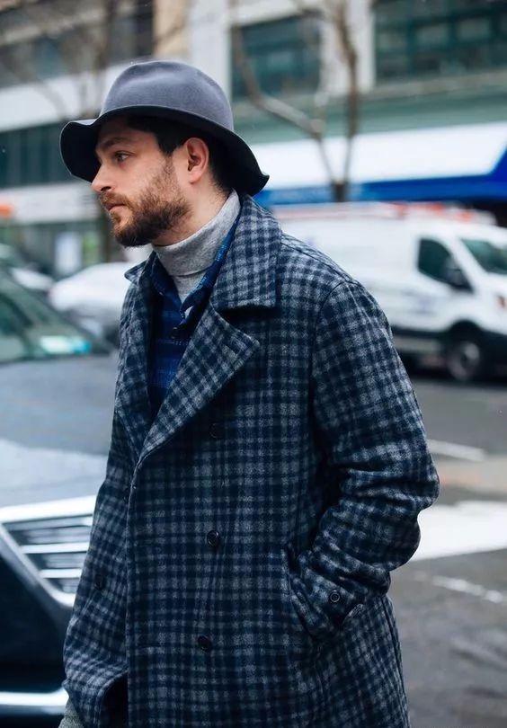 男士穿搭:这个冬天你需要一件高领毛衣