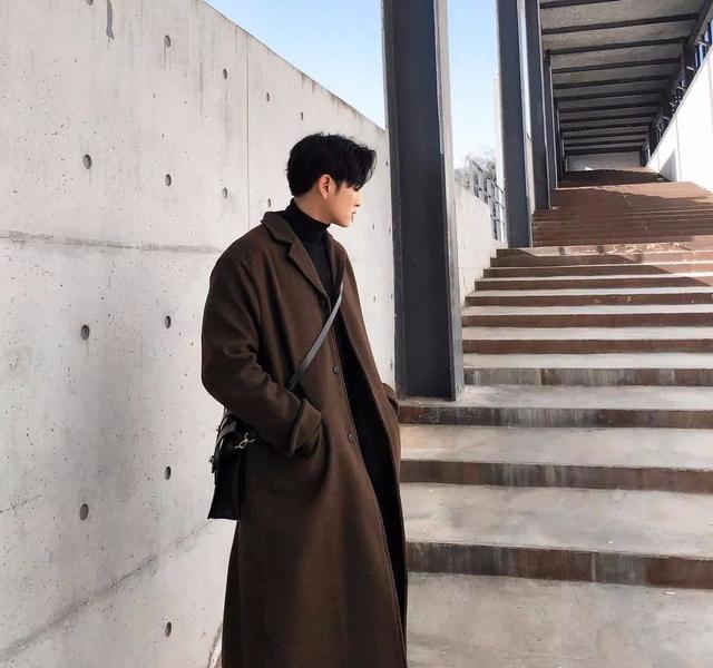 男士穿搭:这个冬天你需要一件高领毛衣