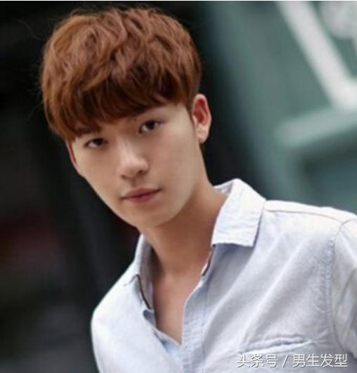 男生身高不够1米7,剪这三款发型很显高!