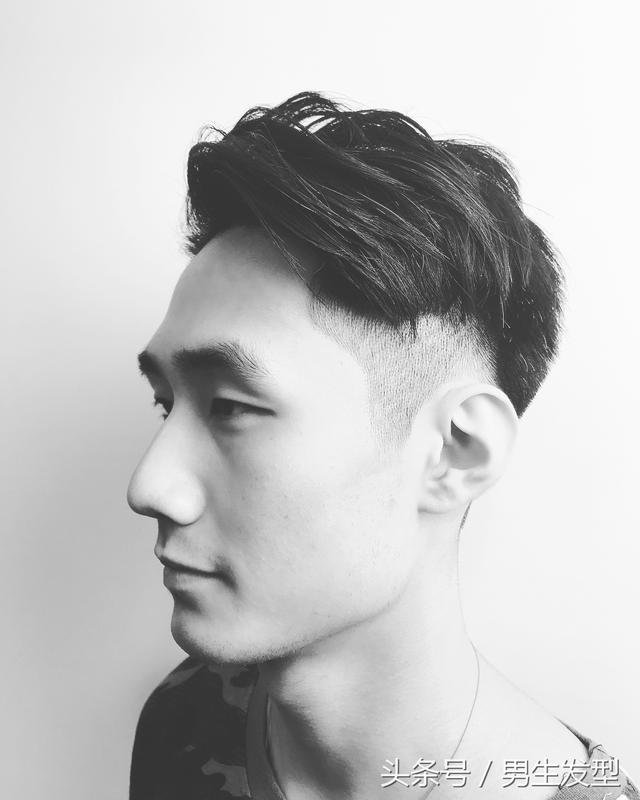 男生“两边铲”的发型叫什么?清爽又帅气!