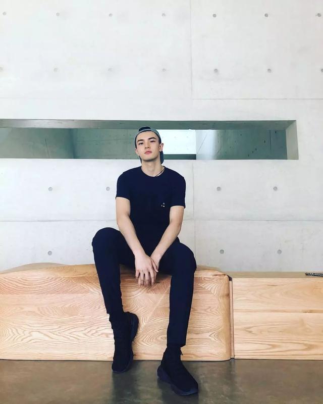 新出的中国男模,我觉得是新生代这一波人里最高级独特的了!