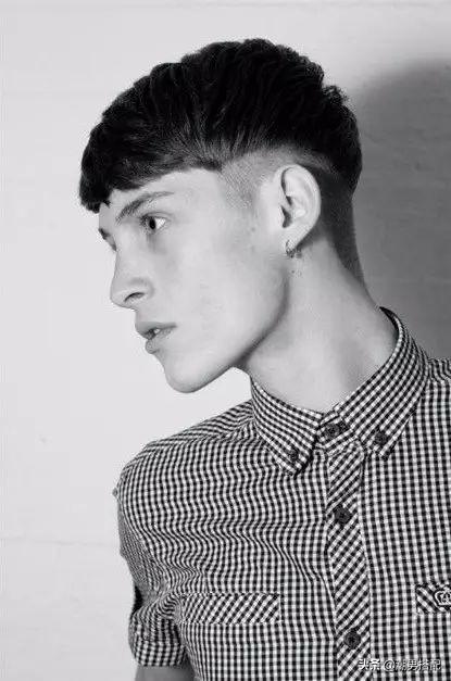 男生秋冬弄什么短发发型?才能让姑娘看了走不动步