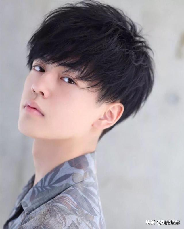 男生日系清新发型推荐,文艺范十足!