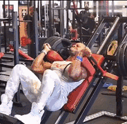 9个大腿训练关键动作,和大屌哥一起练就对了!