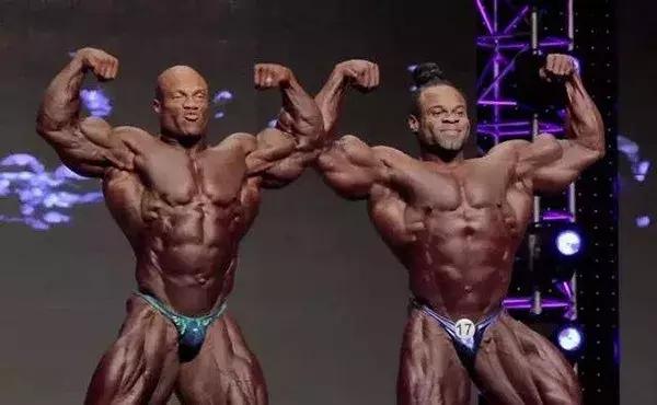 菲尔·希斯一周五练健身计划,带你看看健美巨匠如何练!