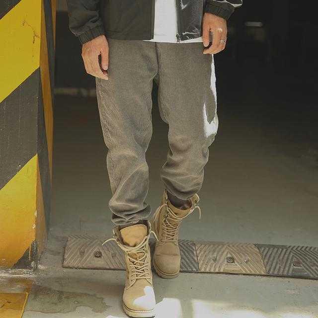 时髦束腿裤,上身效果很有范儿穿出时尚感