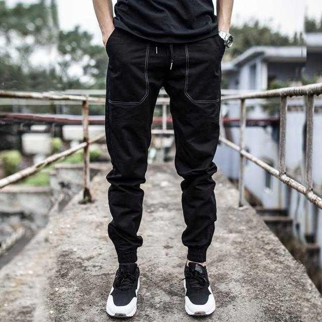 时髦束腿裤,上身效果很有范儿穿出时尚感