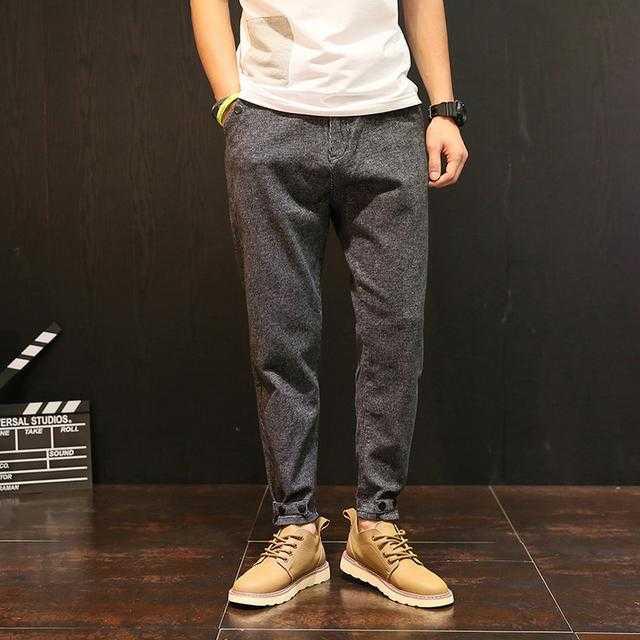 时髦束腿裤,上身效果很有范儿穿出时尚感