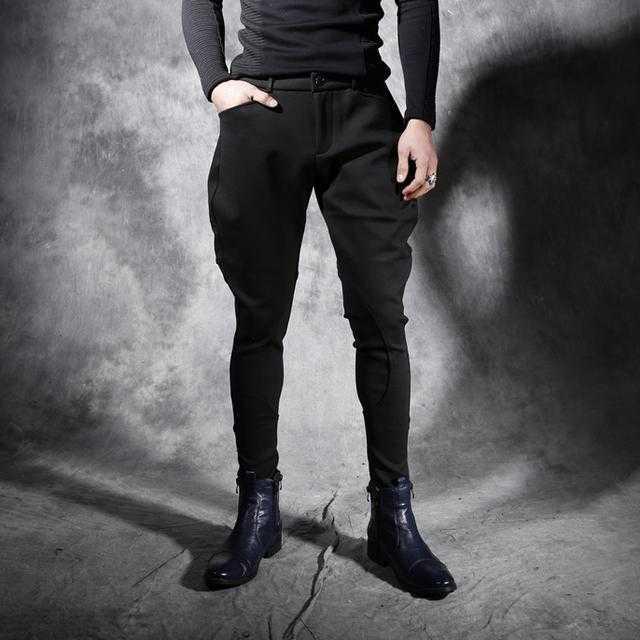 时髦束腿裤,上身效果很有范儿穿出时尚感