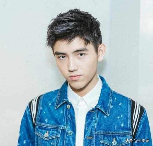 男明星证件照,第4个你认识吗?网友:好帅!
