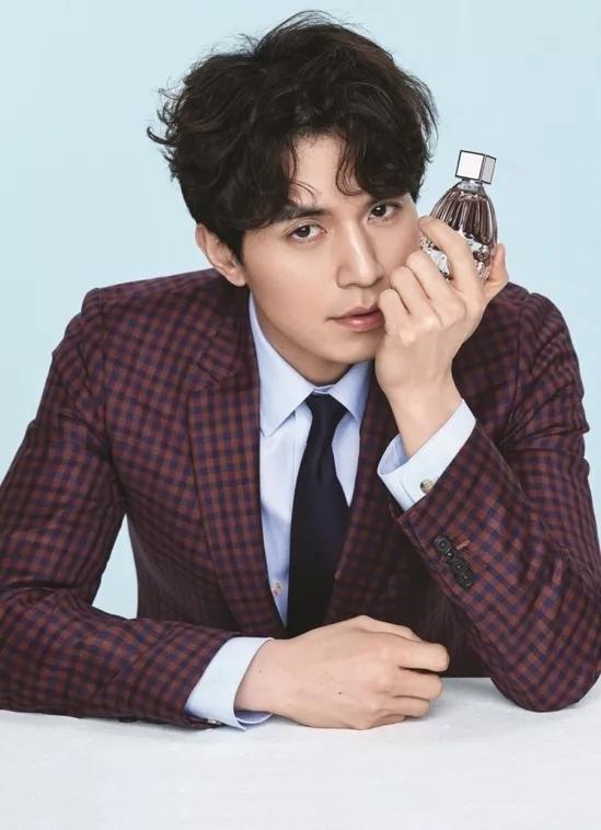 2019年流行男士发型,真的是高级帅!