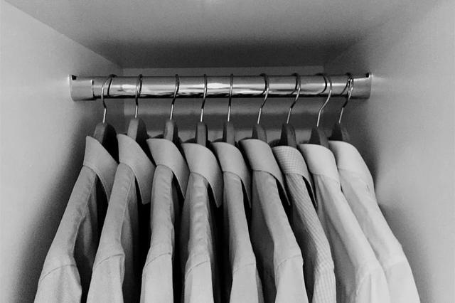 男人二十五岁以后,该学会像女人挑内衣一样挑衬衫!