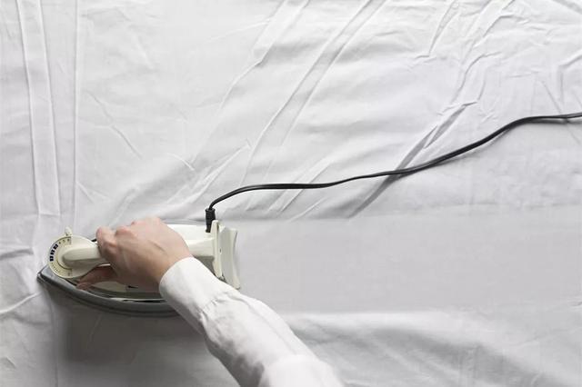 男人二十五岁以后,该学会像女人挑内衣一样挑衬衫!