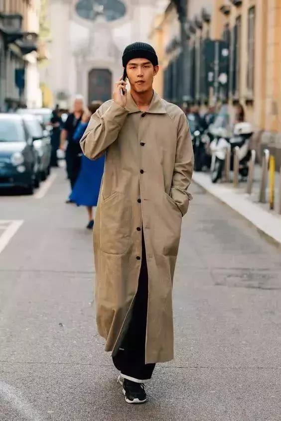 别再讨厌这个颜色了!它真的可以百搭所有单品!