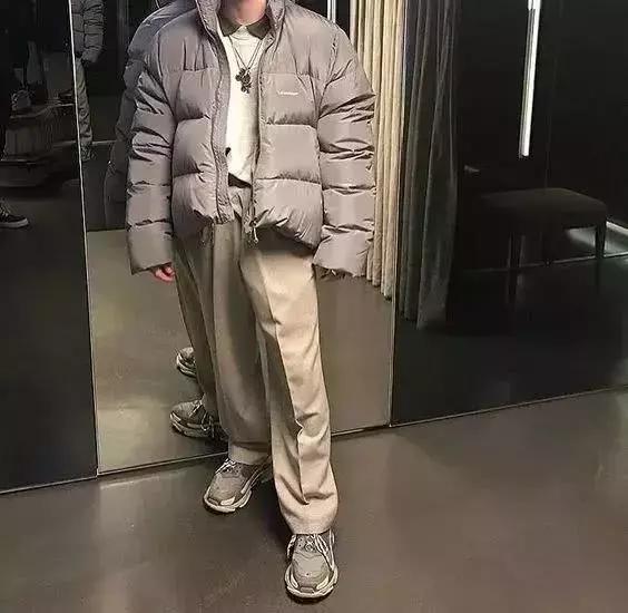 别再讨厌这个颜色了!它真的可以百搭所有单品!