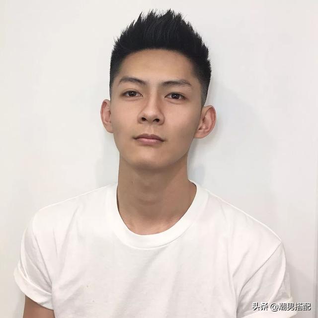 有没有不看脸的男生发型?发型师:来,你跟我剪!