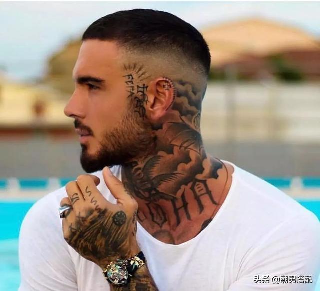 男生长的丑怎么办,找对发型帅一半!