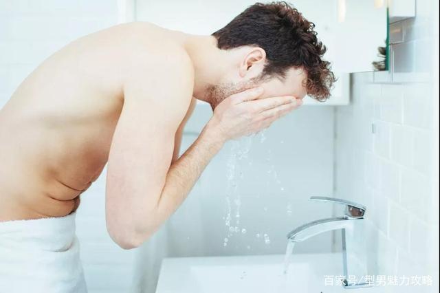 男士护肤小技巧,解决秋冬皮肤问题