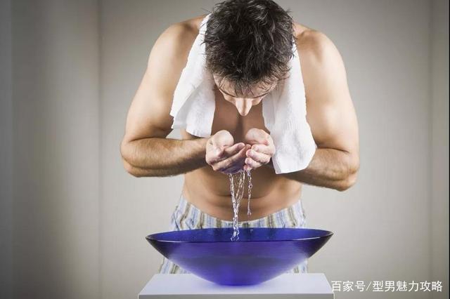 男士护肤小技巧,解决秋冬皮肤问题