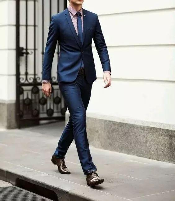 西裤正式场合怎么穿?选对版型是关键!