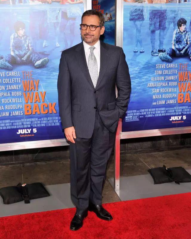 西裤正式场合怎么穿?选对版型是关键!