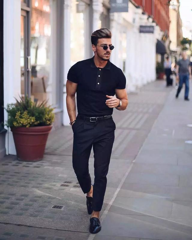 西裤正式场合怎么穿?选对版型是关键!