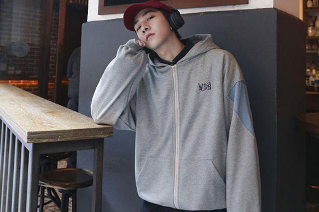 基础卫衣挑花眼,圆领和连帽到底有什么区别?