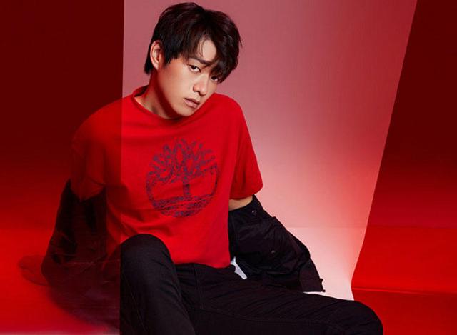 添柏岚繁花万千系列,魏大勋化身锦鲤自带气场!