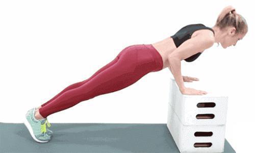 无器械锻炼胸肌,让你在家里也能变型男