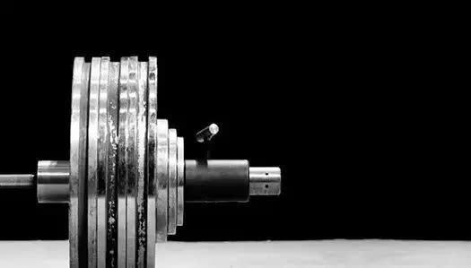 为什么要进行大重量训练呢?这是一个不断适应新压力的过程