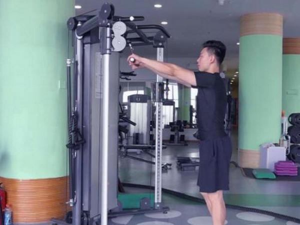 做好这个训练动作,助你的后背持续变厚