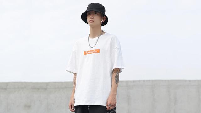 夏日T恤应该怎么挑?注意这些小细节