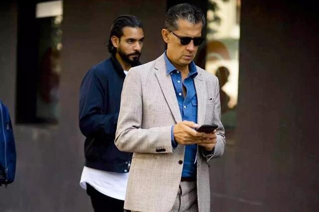 换季这样穿牛仔衬衫,气质甩路人几条街