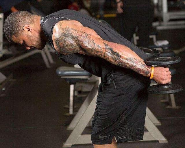 三合组训练,帮助你训练手臂,一定要坚持做起来