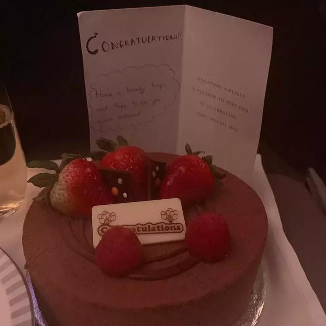 劲爆!李光耀孙子和男友正式合法结婚