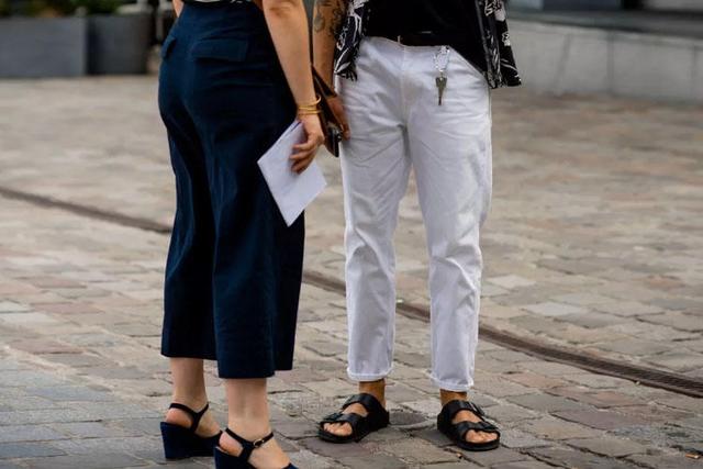 摆脱土味凉鞋,这样穿再也没人说你是大叔了!