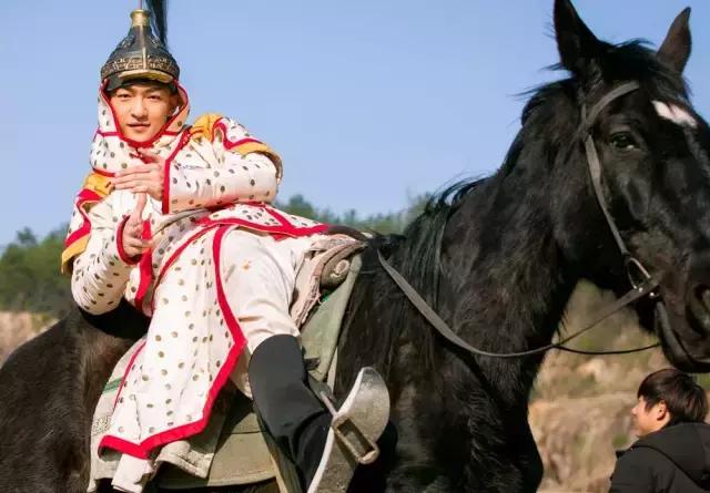 从寸头的刘启,到温文尔雅的五阿哥,在到满是心机的影子长安