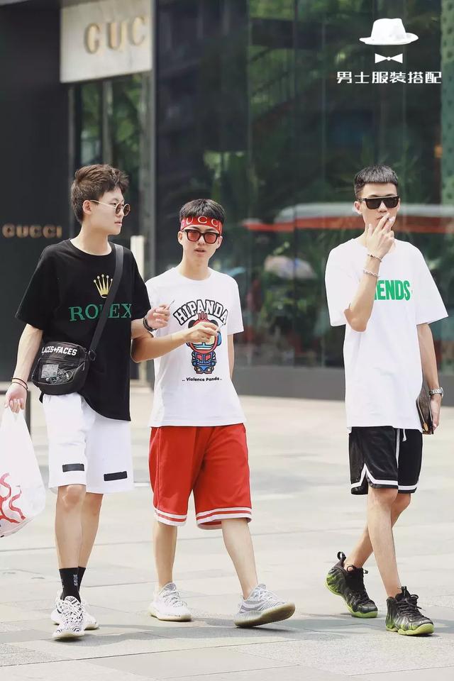 打了几十年球,你才告诉我「球衣」还可以这样穿搭上街?