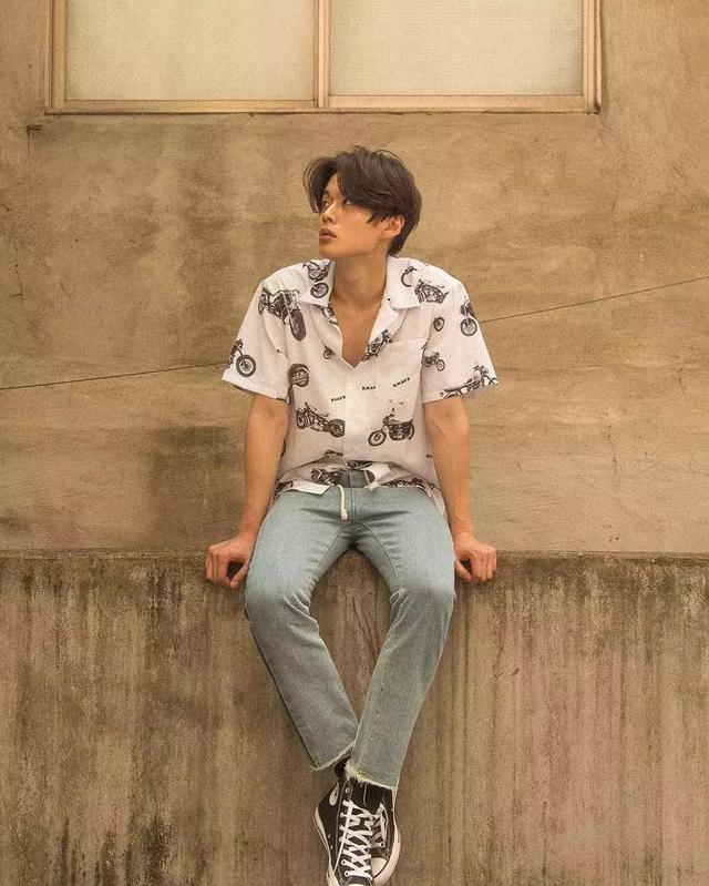 短袖衬衫很土味?那是你还没穿对!